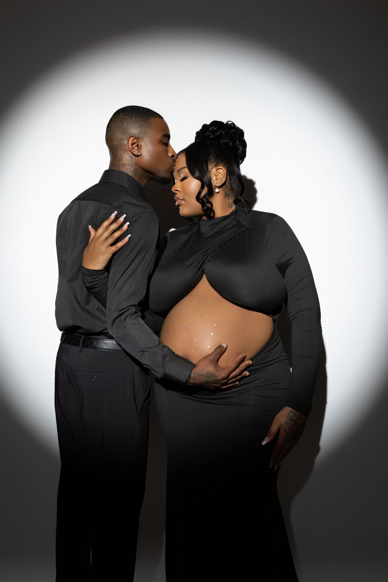Maternity photography - couple expecting